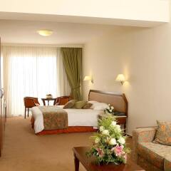 Aquamare Beach Hotel & Spa комната для гостей фото 2