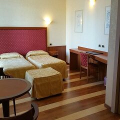Jolly Aretusa Palace Hotel Сиракуза комната для гостей фото 4