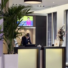 Отель Citadines Kurfurstendamm Berlin Германия, Берлин - 9 отзывов об отеле, цены и фото номеров - забронировать отель Citadines Kurfurstendamm Berlin онлайн интерьер отеля фото 3