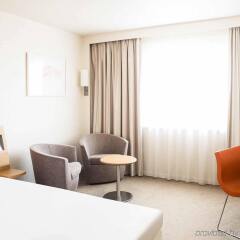 Отель Novotel Toulouse Purpan Aéroport Франция, Тулуза - отзывы, цены и фото номеров - забронировать отель Novotel Toulouse Purpan Aéroport онлайн комната для гостей фото 3