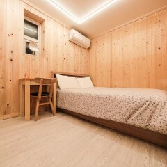 Отель Insadong R Guesthouse - Hostel Южная Корея, Сеул - отзывы, цены и фото номеров - забронировать отель Insadong R Guesthouse - Hostel онлайн комната для гостей фото 5