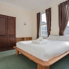 Отель Spacious 4 Bedroom House in South Lambeth комната для гостей фото 3