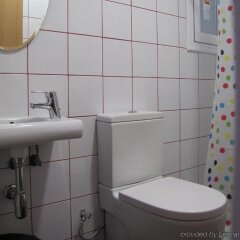 Отель Hostal Athenas ванная