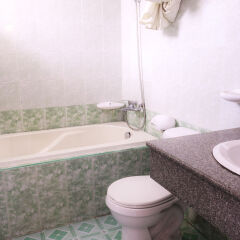 Отель Sunny ApartHotel ванная фото 2