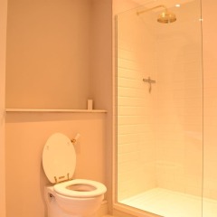 Апартаменты 1 Bedroom Mayfair Apartment Near Hyde Park ванная фото 2