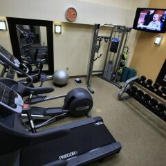 Отель Hilton Garden Inn Bethesda США, Бетесда - отзывы, цены и фото номеров - забронировать отель Hilton Garden Inn Bethesda онлайн фитнесс-зал фото 2