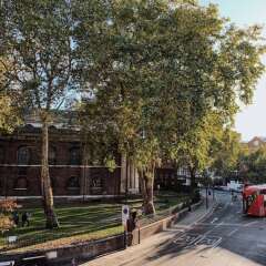 Апартаменты Spacious and Central Shoreditch Apartment