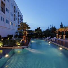 Отель Sungthong Kamala Beach Resort бассейн фото 3