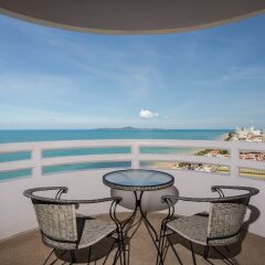 Отель D Varee Jomtien Beach балкон
