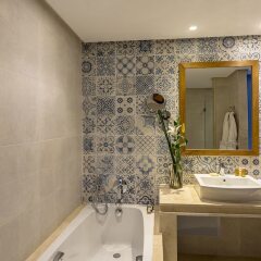 Отель Le Dawliz Hotel & Spa Марокко, Схират - отзывы, цены и фото номеров - забронировать отель Le Dawliz Hotel & Spa онлайн ванная фото 2