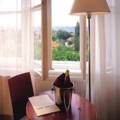 Отель Art Hotel Prague Чехия, Прага - 10 отзывов об отеле, цены и фото номеров - забронировать отель Art Hotel Prague онлайн гостиничный бар