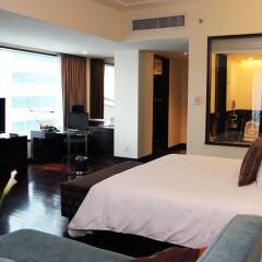 Отель Impiana KLCC Hotel Малайзия, Куала-Лумпур - 9 отзывов об отеле, цены и фото номеров - забронировать отель Impiana KLCC Hotel онлайн удобства в номере фото 2