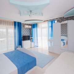Гостевой дом Форест в Алупке - забронировать гостиницу Гостевой дом Форест, цены и фото номеров Алупка комната для гостей фото 2