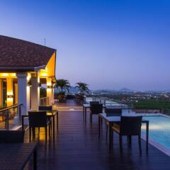 Отель Chalong Chalet Resort & Longstay гостиничный бар