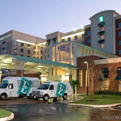 Отель Embassy Suites Columbus - Airport городской автобус