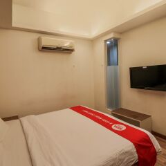 Отель Nida Rooms Khlong Toei 390 Sky Train Бангкок комната для гостей фото 5