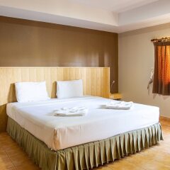Отель P.Chaweng Guest House Самуи