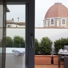 Отель The FRAME Hotel Италия, Флоренция - отзывы, цены и фото номеров - забронировать отель The FRAME Hotel онлайн балкон
