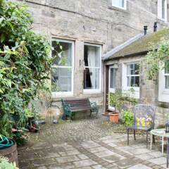 Отель Central 2 Bedroom Home in Edinburgh Эдинбург