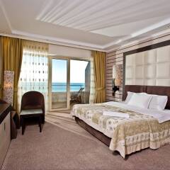 Grand Hotel Pomorie комната для гостей