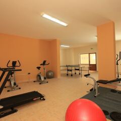 Отель Galeria Holiday Apartments Болгария, Аврен - отзывы, цены и фото номеров - забронировать отель Galeria Holiday Apartments онлайн фитнесс-зал