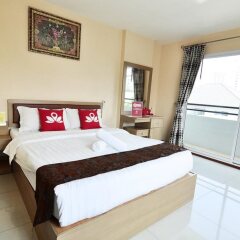Отель ZEN Rooms Buddy Place комната для гостей