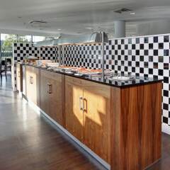 Отель Holiday Inn London - Luton Airport питание фото 3