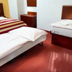 Hotel Petr сейф в номере