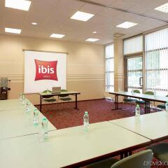 Отель Ibis Poznan Stare Miasto Польша, Познань - 1 отзыв об отеле, цены и фото номеров - забронировать отель Ibis Poznan Stare Miasto онлайн помещение для мероприятий