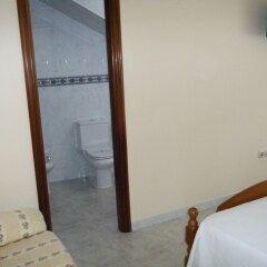 Отель Hostal As Vinas Эль-Грове фото 5