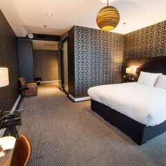 Отель DoubleTree by Hilton Hotel Amsterdam - NDSM Wharf Нидерланды, Амстердам - отзывы, цены и фото номеров - забронировать отель DoubleTree by Hilton Hotel Amsterdam - NDSM Wharf онлайн комната для гостей фото 3