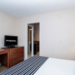 Отель Sandman Hotels & Suites Calgary West Канада, Калгари - отзывы, цены и фото номеров - забронировать отель Sandman Hotels & Suites Calgary West онлайн фото 3