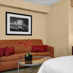 Отель Hampton Inn Manhattan-Times Square North комната для гостей фото 5