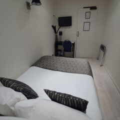 Отель Hôtel Pavillon Montmartre в номере фото 2
