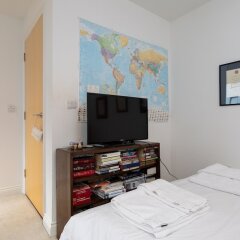 Апартаменты 2 Bedroom Apartment in Greenwich комната для гостей фото 3