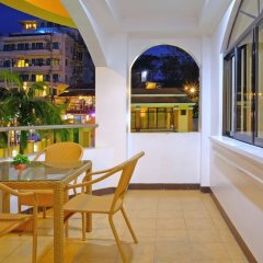 Отель Boracay Holiday Resort Филиппины, остров Боракай - 1 отзыв об отеле, цены и фото номеров - забронировать отель Boracay Holiday Resort онлайн балкон
