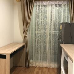 Отель Room Dee Dee (Petchakasem98) удобства в номере