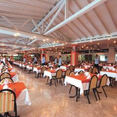 Отель Carelta Beach Resort & Spa питание