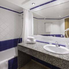 Azuline Hotel - Apartamento Rosamar ванная фото 2