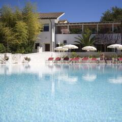 Hotel Giardino Suite&wellness Нумана бассейн фото 3