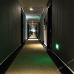 168 Impression Hotel интерьер отеля фото 3