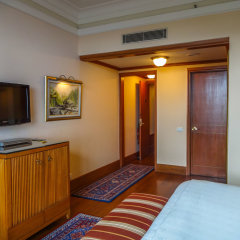 Wildflower Hall, An Oberoi Resort, Shimla in Kufri, India from 445$, photos, reviews - zenhotels.com guestroom