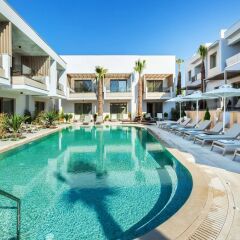 Отель Pefki Deluxe Residences Греция, Пефкохори - отзывы, цены и фото номеров - забронировать отель Pefki Deluxe Residences онлайн бассейн фото 2