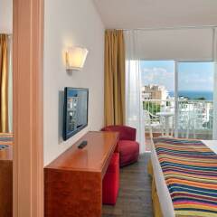 Отель Sol Katmandu Park & Resort балкон