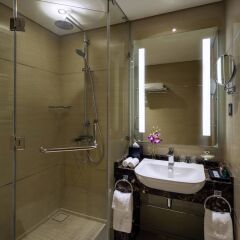 Sheraton Makkah Jabal Al Kaaba Hotel in Mecca, Saudi Arabia from 174$, photos, reviews - zenhotels.com bathroom photo 2