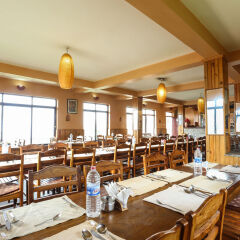 Отель Dhaulagiri View Hotel Непал, Лехнат - отзывы, цены и фото номеров - забронировать отель Dhaulagiri View Hotel онлайн питание фото 2