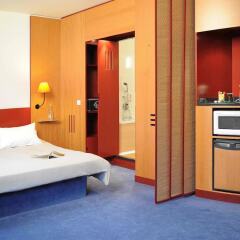 Отель Novotel Suites München Parkstadt Schwabing удобства в номере