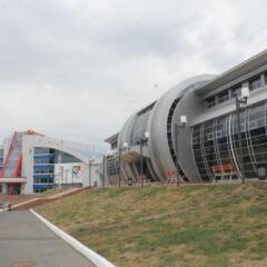 Гостиница Gau Rm Sportivnaya Shkola Olimpijskogo Rezerva Po Legkoj Atletike в Саранске отзывы, цены и фото номеров - забронировать гостиницу Gau Rm Sportivnaya Shkola Olimpijskogo Rezerva Po Legkoj Atletike онлайн Саранск вид на фасад