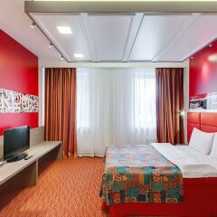 Ред Старз Отель 4* Улучшенный номер с двуспальной кроватью фото 6