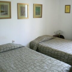 Отель Art Hotel Galeria Болгария, Плевен - отзывы, цены и фото номеров - забронировать отель Art Hotel Galeria онлайн комната для гостей фото 5